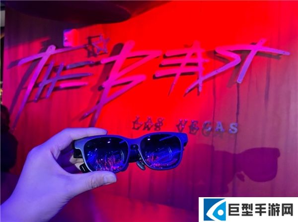 VITURE携手英伟达/斯坦福大学 CES展示XR+AI生命科学新突破